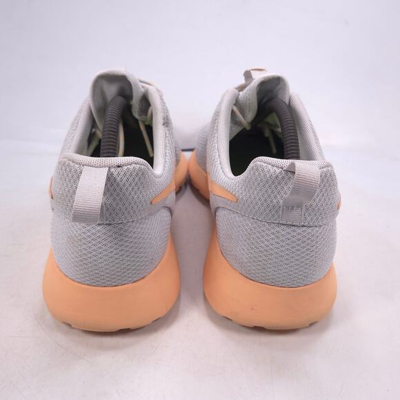 Nike Roshe Run Lace Up Athletic Running Shoe Womens Size 10 511882-008 Gray - Picture 3 of 10